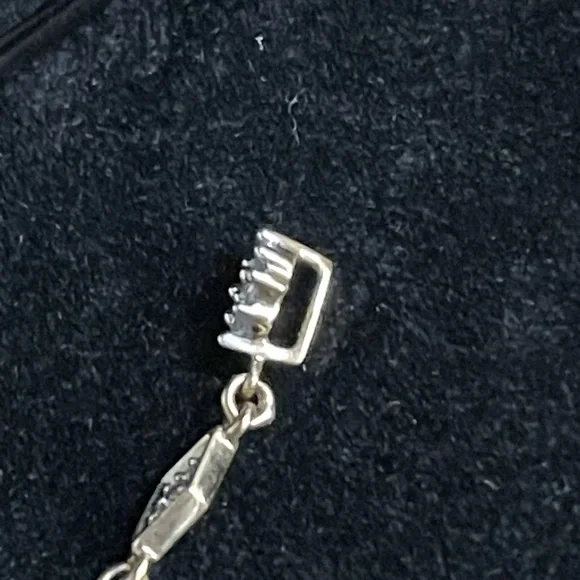 Beautiful Solid 10K YELLOW GOLD 1cttw LONG DIAMOND PENDANT NOT SCRAP. - Picture 4 of 11